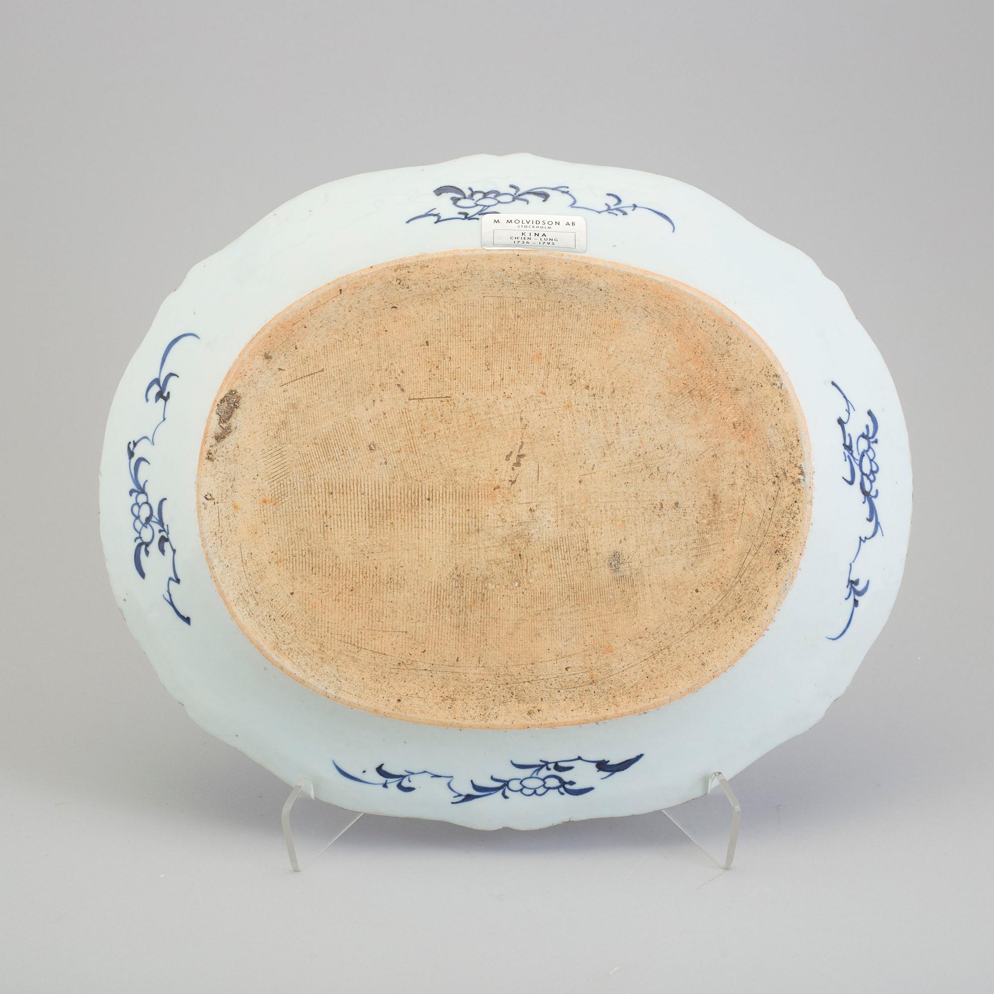 STEKFAT, kompaniporslin. Qingdynastin, Qianlong (1736-95).