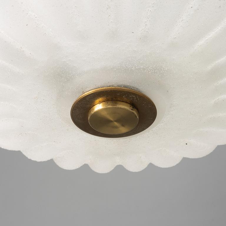 Taklampa, Swedish Modern, möjligen Pukeberg, 1940-50-tal.