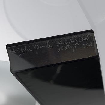 HEIKKI ORVOLA, A GLASS SCULPTURE. Signed Heikki Orvola, Nuutajärvi Notsjö 1994.