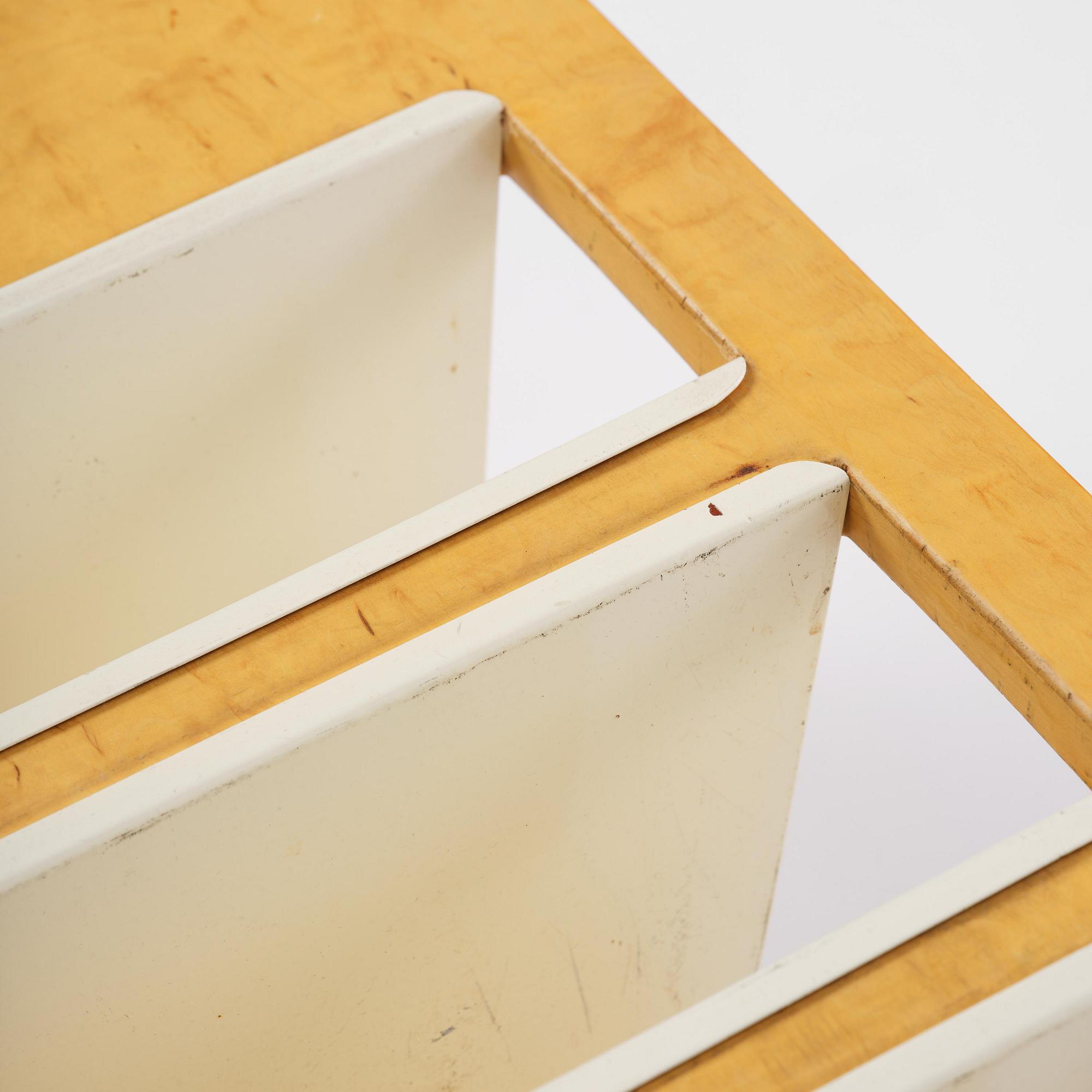 Bruno Mathsson, a magazine table, Firma Karl Mathsson, Värnamo, 1964.