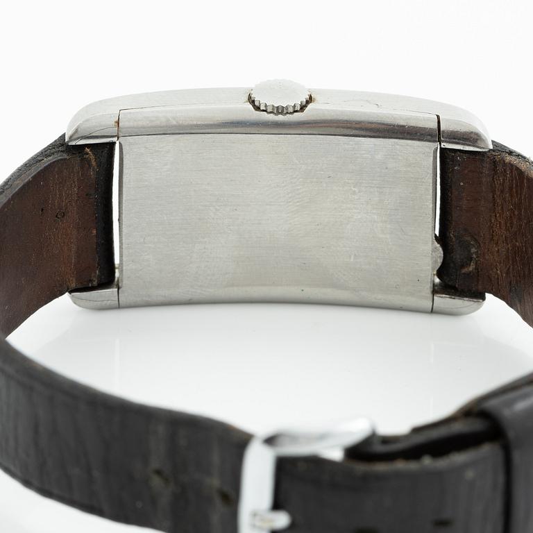 Movado, Curviplan, wristwatch, 23 x 32 (42.5) mm.