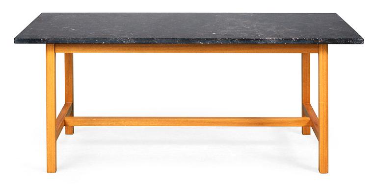 A Josef Frank sofa table, model 552, Firma Svenskt Tenn.