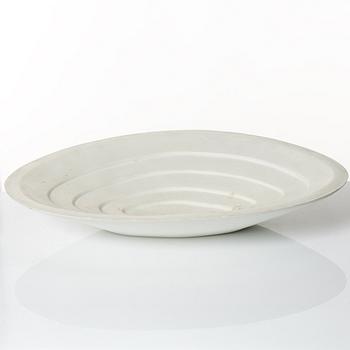Stina Lindholm, concrete dish, Skulpturfabriken, Sweden.