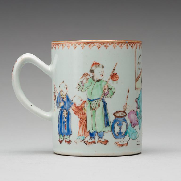 A famille rose jug, Qing dynasty, 18th Century.