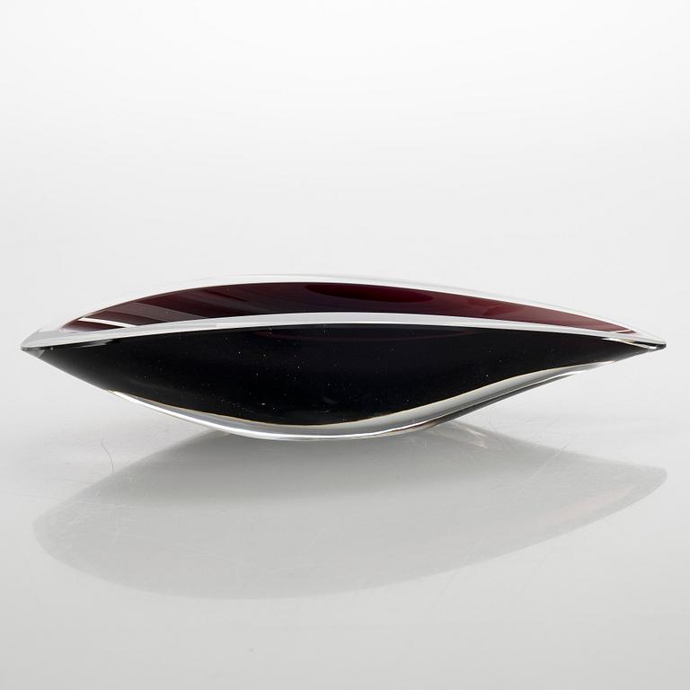 Kaj Franck, a 'Willow Leaf' Glass Bowl, signed K Franck Nuutajärvi Notsjö -57.