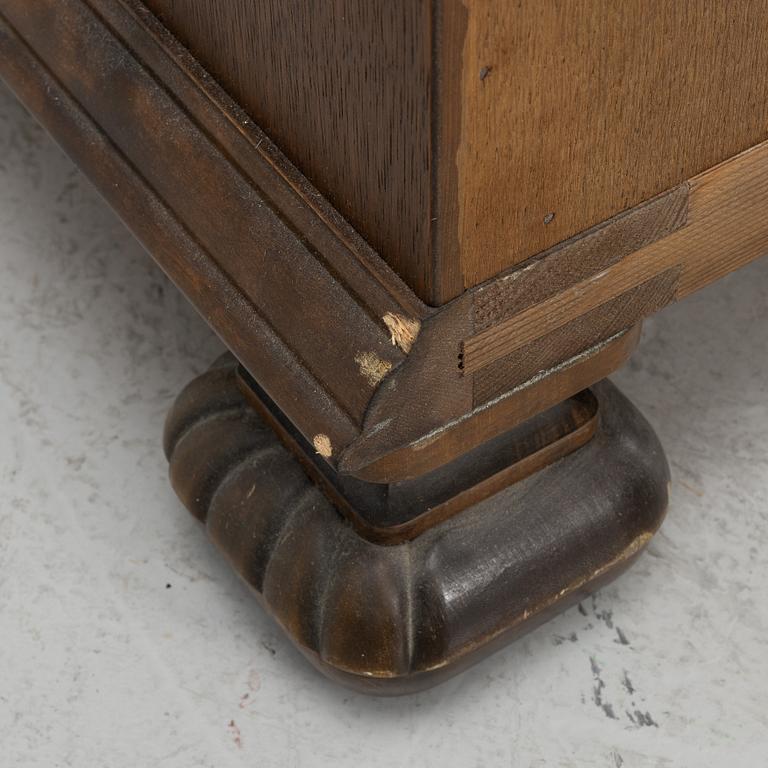 A sideboard, 1920s/30s.