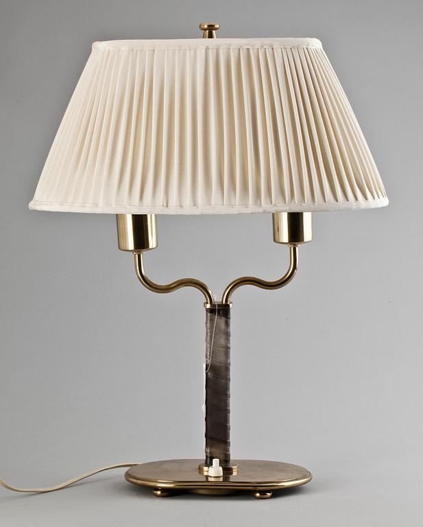 BORDSLAMPA, Modell G 2388, Firma Svenskt Tenn.