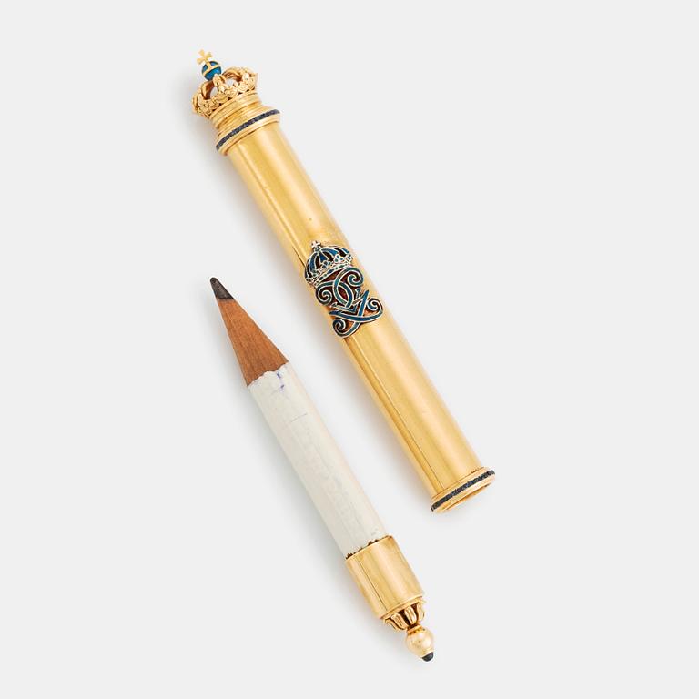 A 20K gold pen with the monogram of Gustav V.