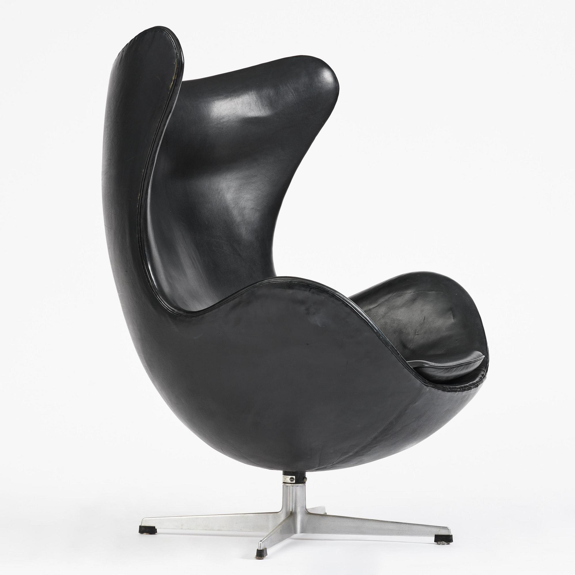 Arne Jacobsen, an "Egg" armchair, Fritz Hansen, Denmark, 1964.