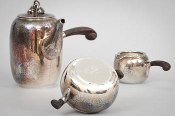 KAFFESERVIS, sterling, 3 delar. Danmark, import av C.G Hallberg. 1900-talets mitt. Tot ca 830gr.