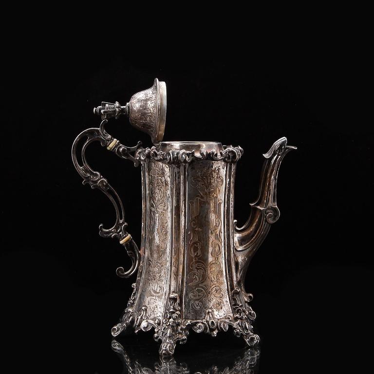 KAFFEKANNA, silver, Gustaf Möllenborg Stockholm 1854. Vikt ca 925 gram.