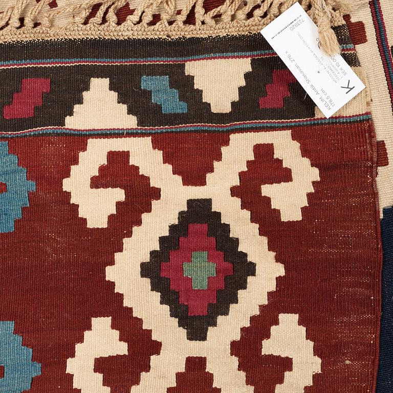 CARPET. Antique Caucasian Kilim. 276 x 178,5 cm.