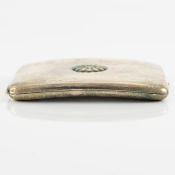 Etui, silver, Japan, 1900-talets första del. Vikt 112 gram.