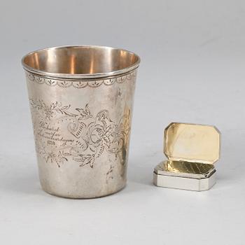 BÄGARE, silver, otdliga mästarstämplar, Stockholm, 1879. Vikt 101 gram.