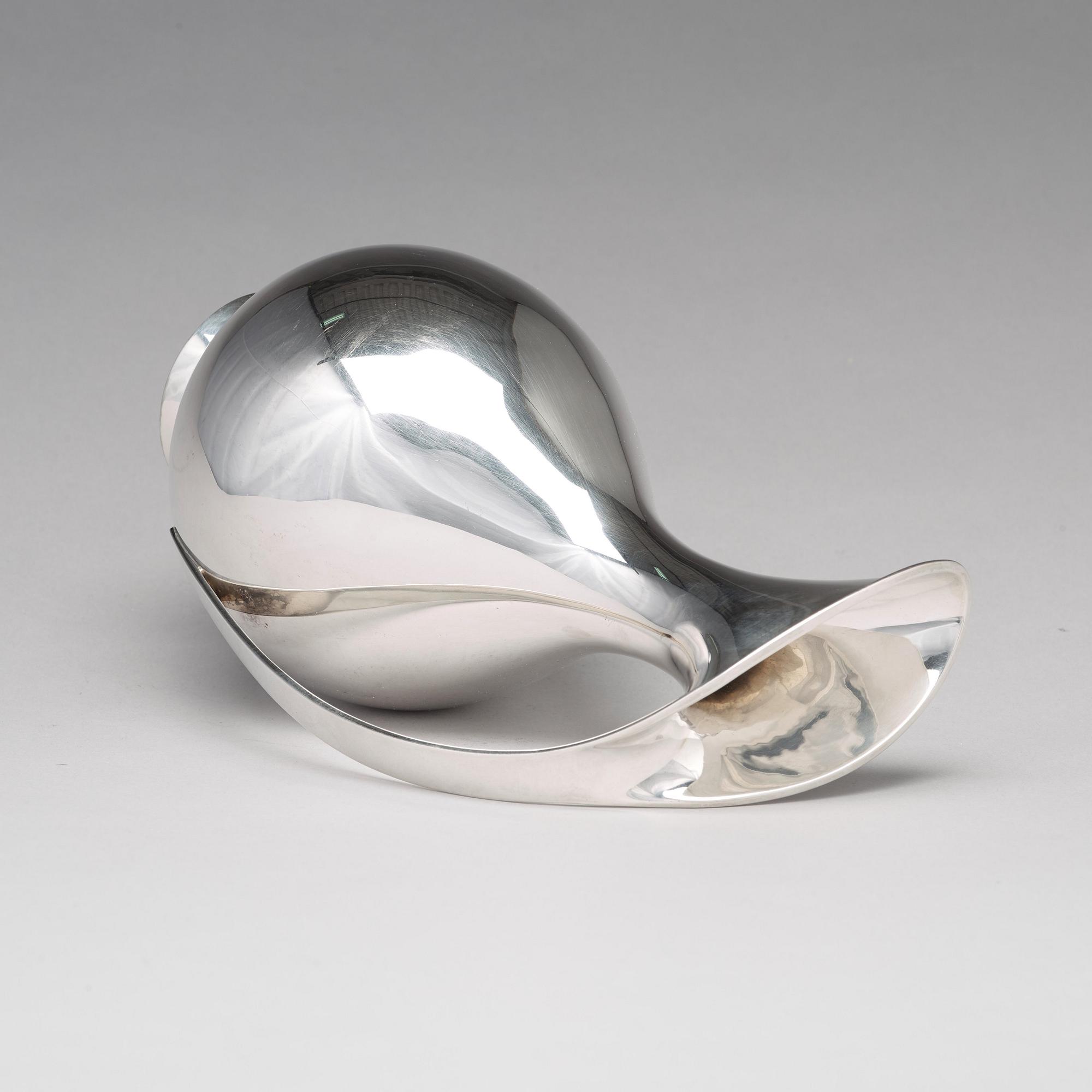 Kay Fisker, kanna, Firma Anton Michelsen, Köpenhamn 1965, sterling silver.