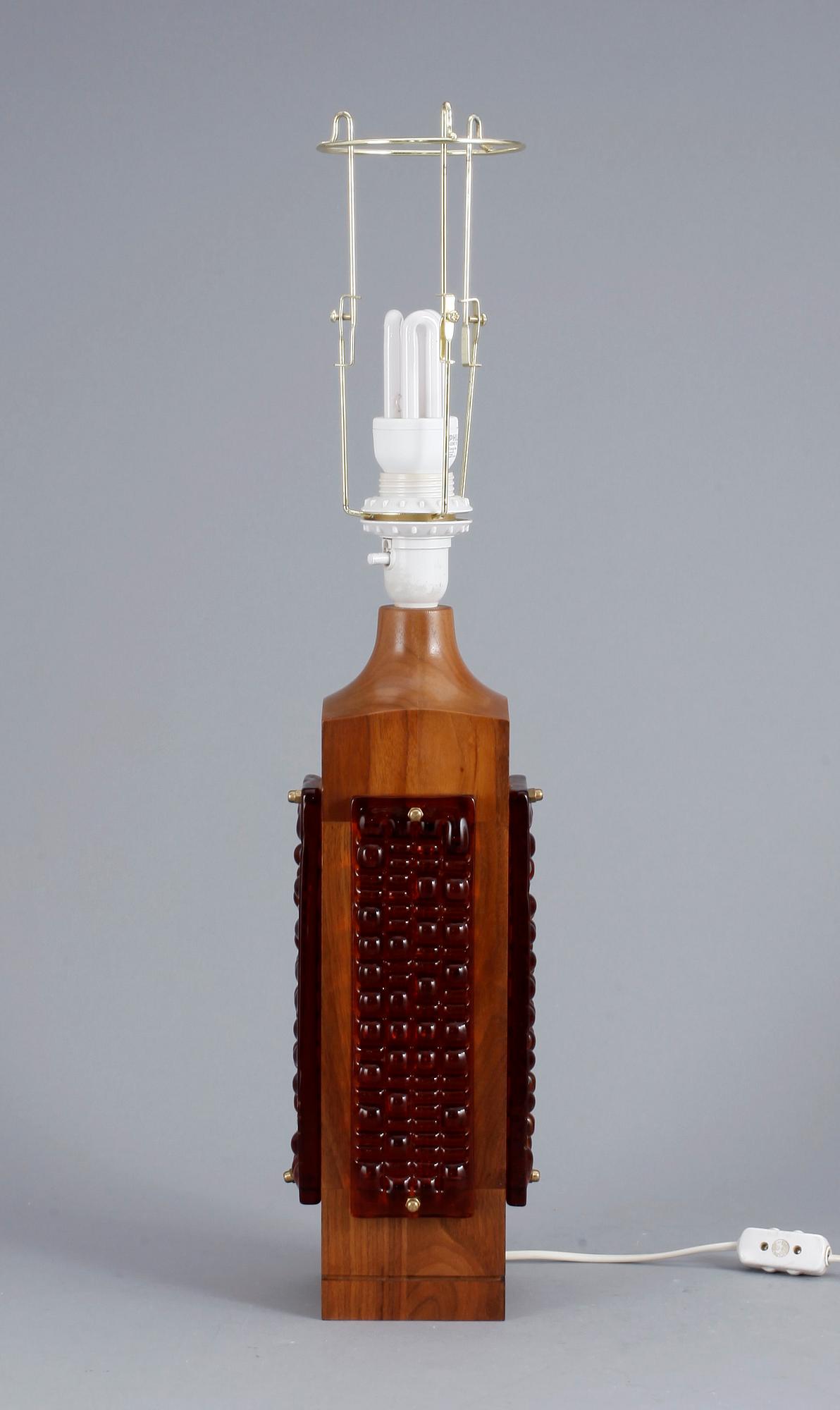 BORDLAMPA, teak och glas, 1960-tal.