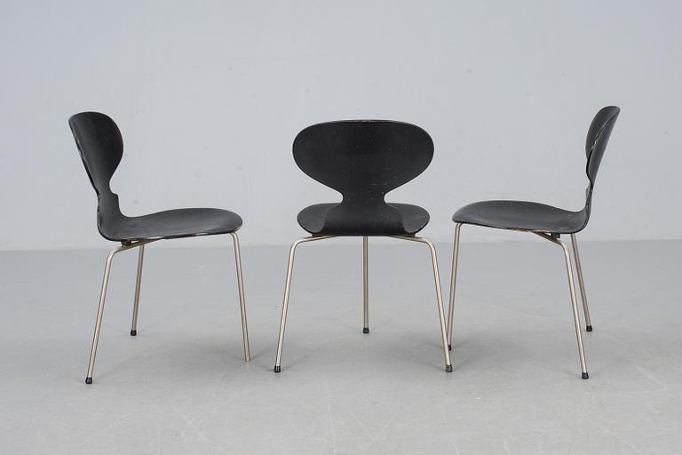 STOLAR, 3 st. "Myran", Arne Jacobsen för Fritz Hansen.
