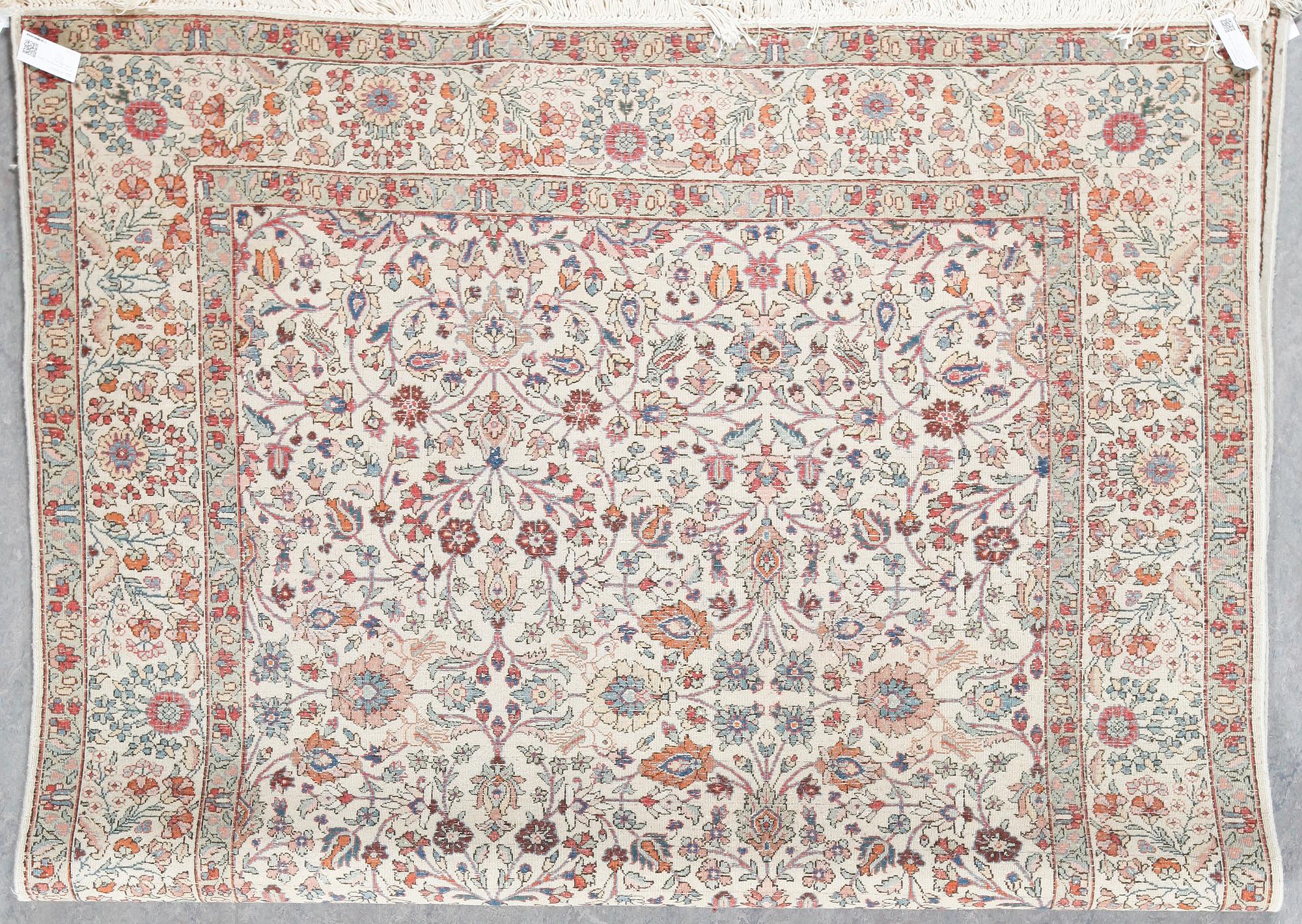 MATTA, semiantik/old, Täbris, ca 294x200 cm.