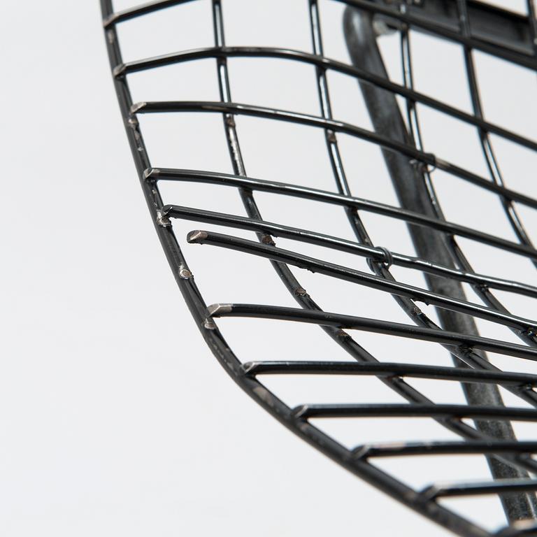 HARRY BERTOIA, fåtöljer ett par, "Diamond chair", 1900-talets senare hälft.