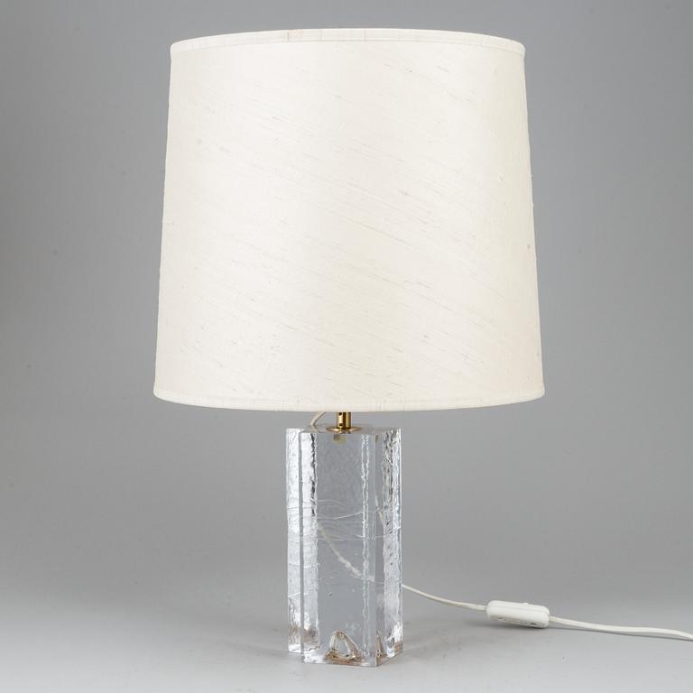 An 'Arkipelago' table lamp by Timo Sarapaneva. For Iittala.