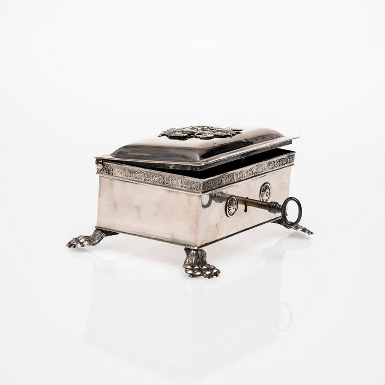 SKRIN, silver, Breslau, 1800-talets första hälft. Vikt 391,8 g.