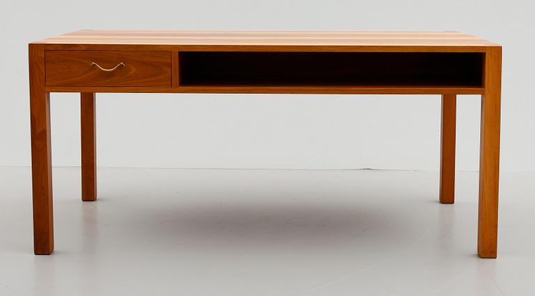 SOFFBORD, Erik Genzel, Mörbylånga, sent 1900-tal.