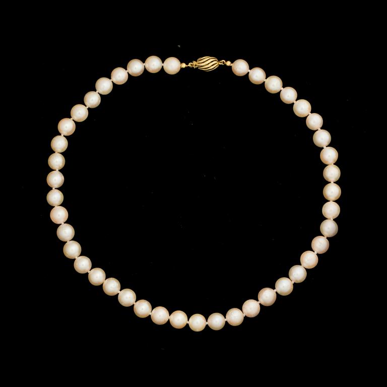 COLLIER, odlade pärlor. Lås i 18K guld.