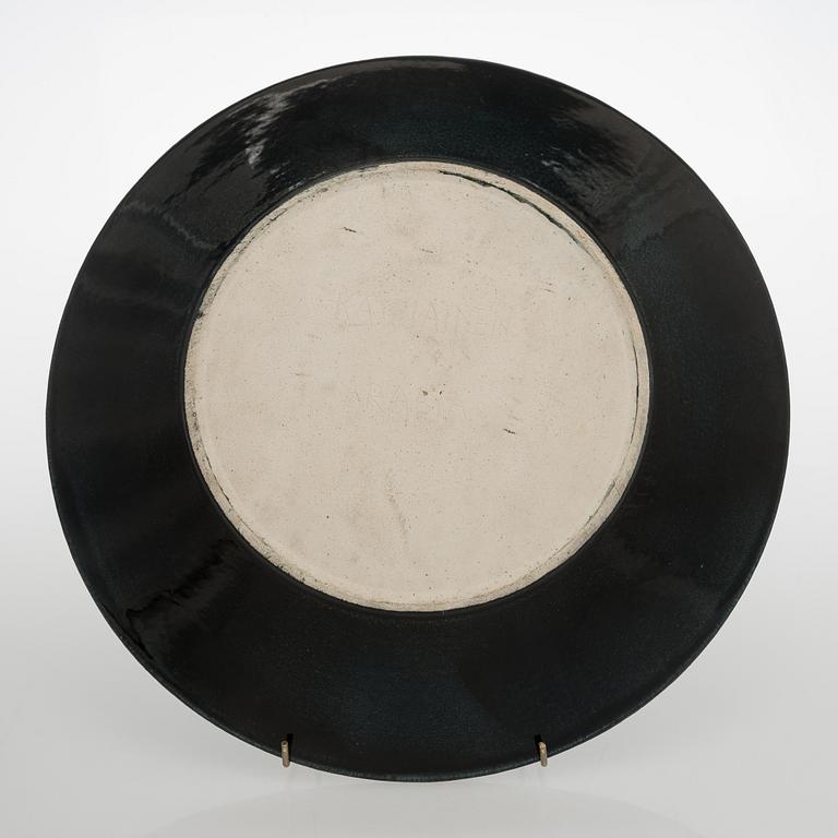 Birger Kaipiainen, dekorationsfat, keramik, signerad Kaipiainen Arabia.