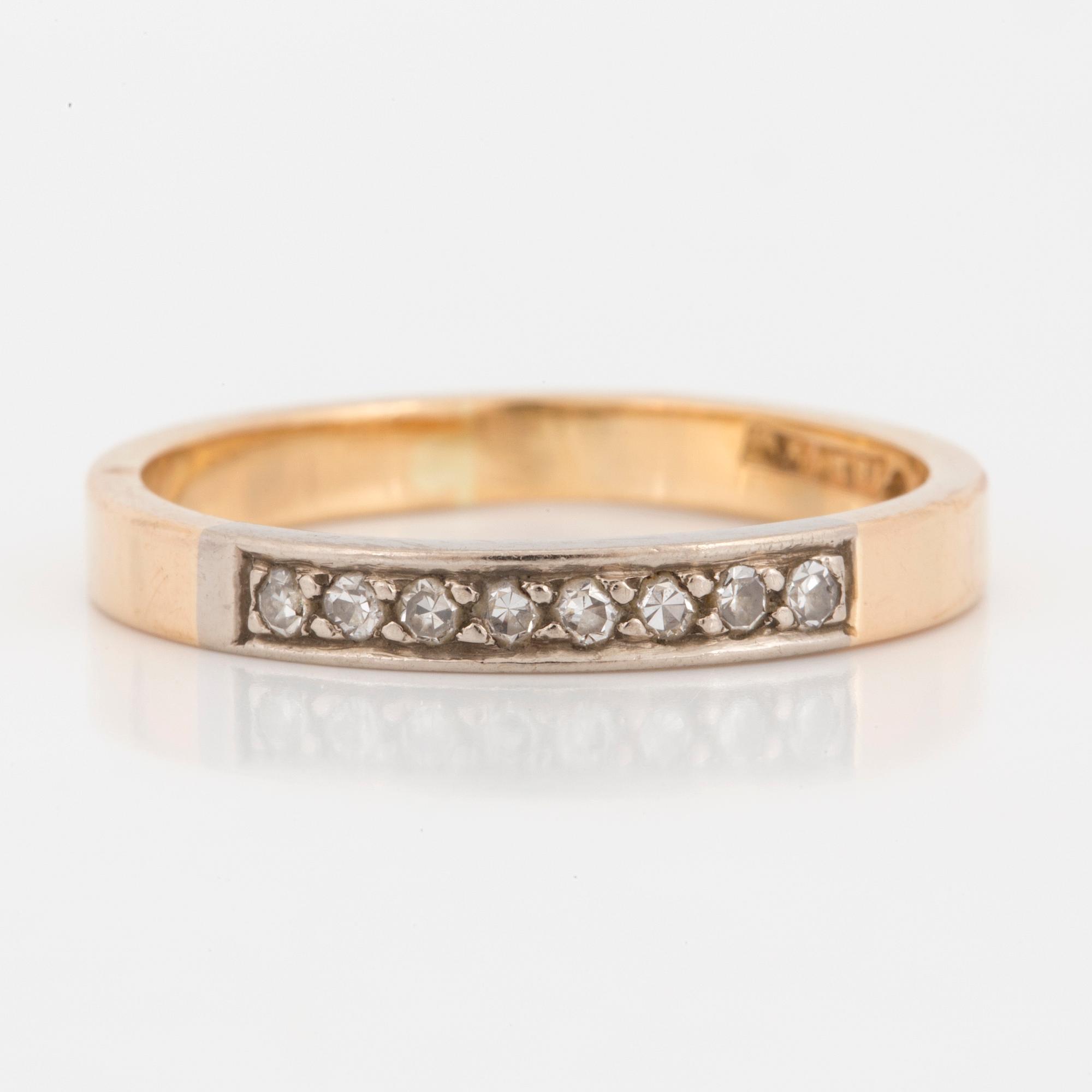 RING, med åttkantslipade diamanter.