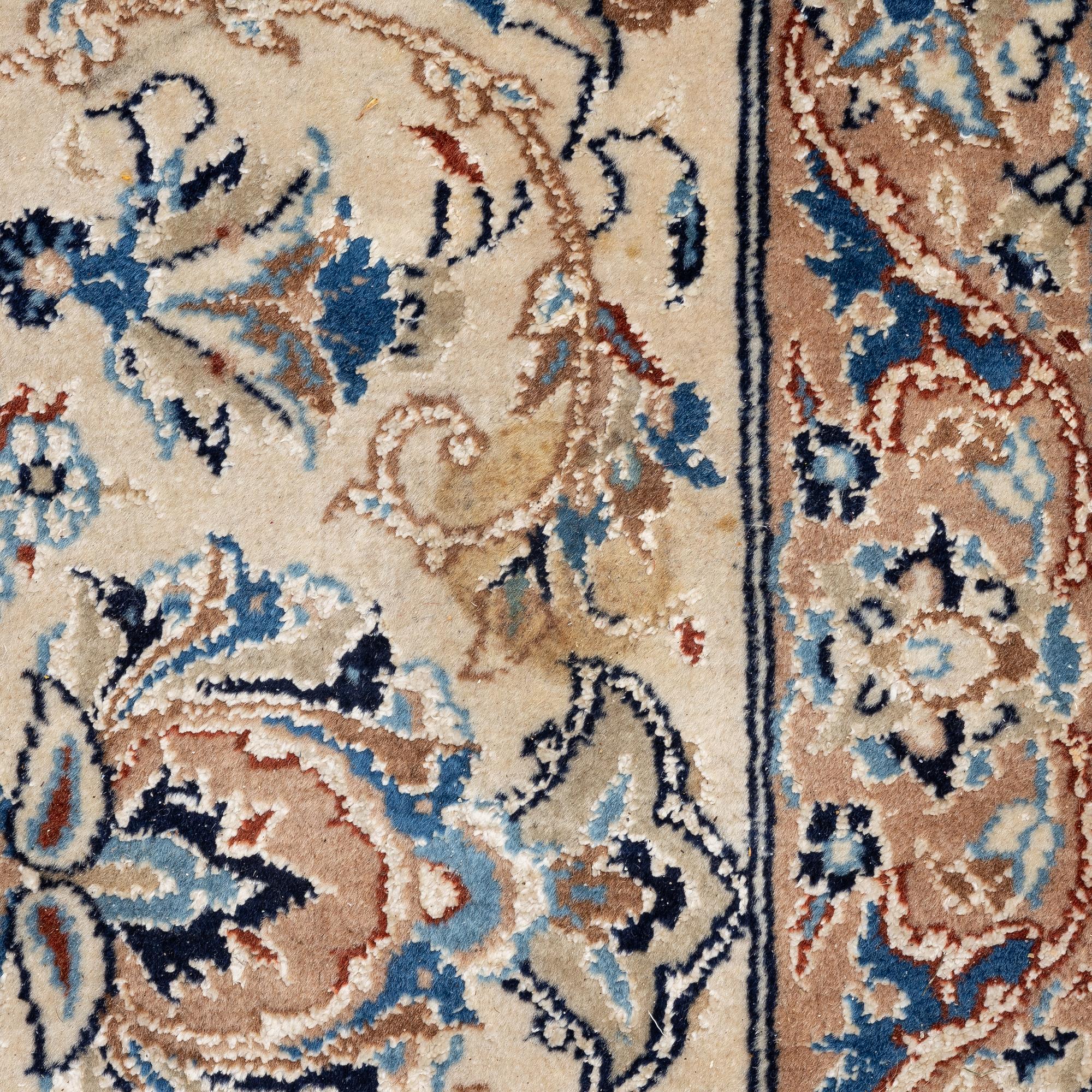 Carpet, Nain, 345 x 230 cm.