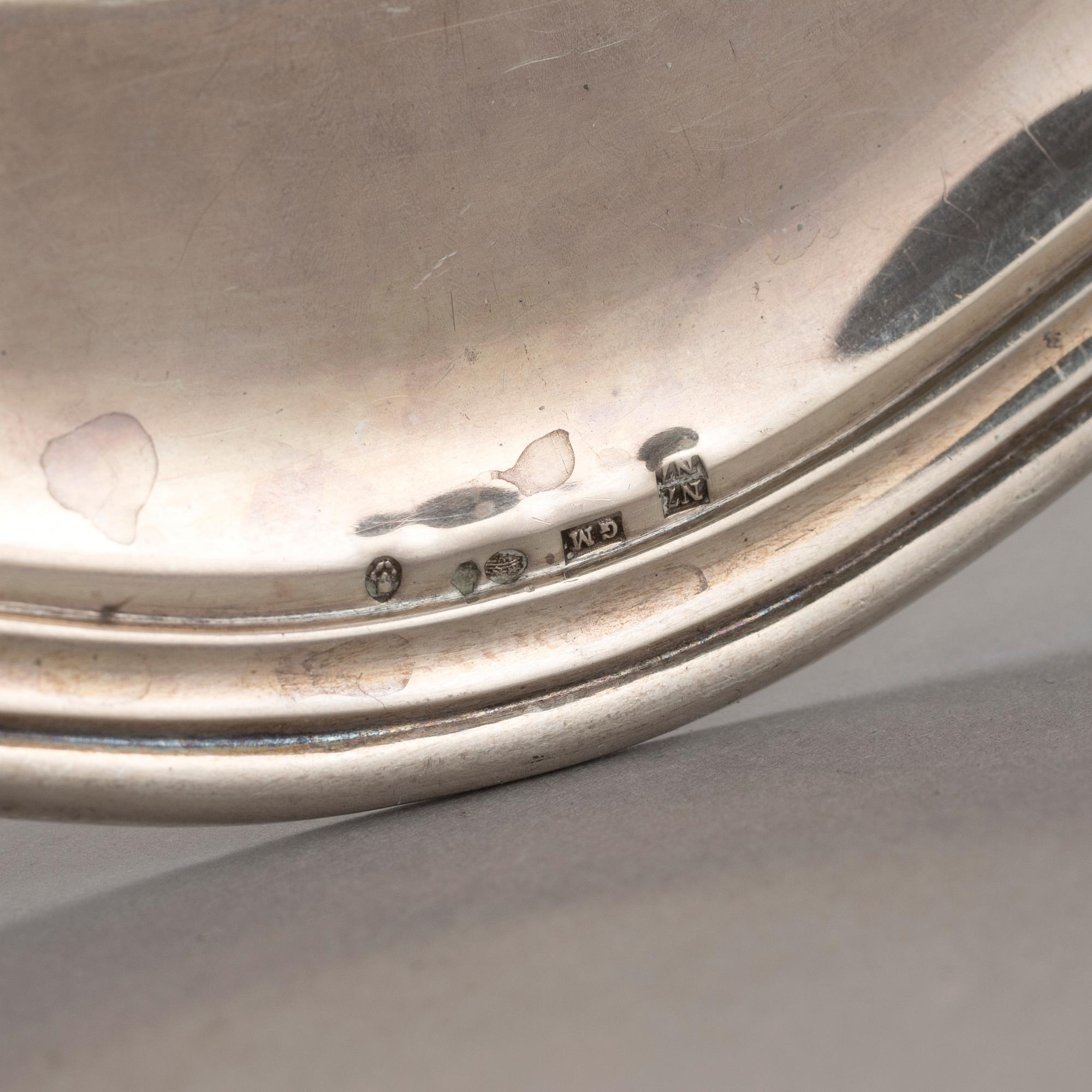 PARTI SILVER, 4 delar, bla Gustaf Möllenborg, Stockholm 1900-tal. Total vikt ca 831 g.