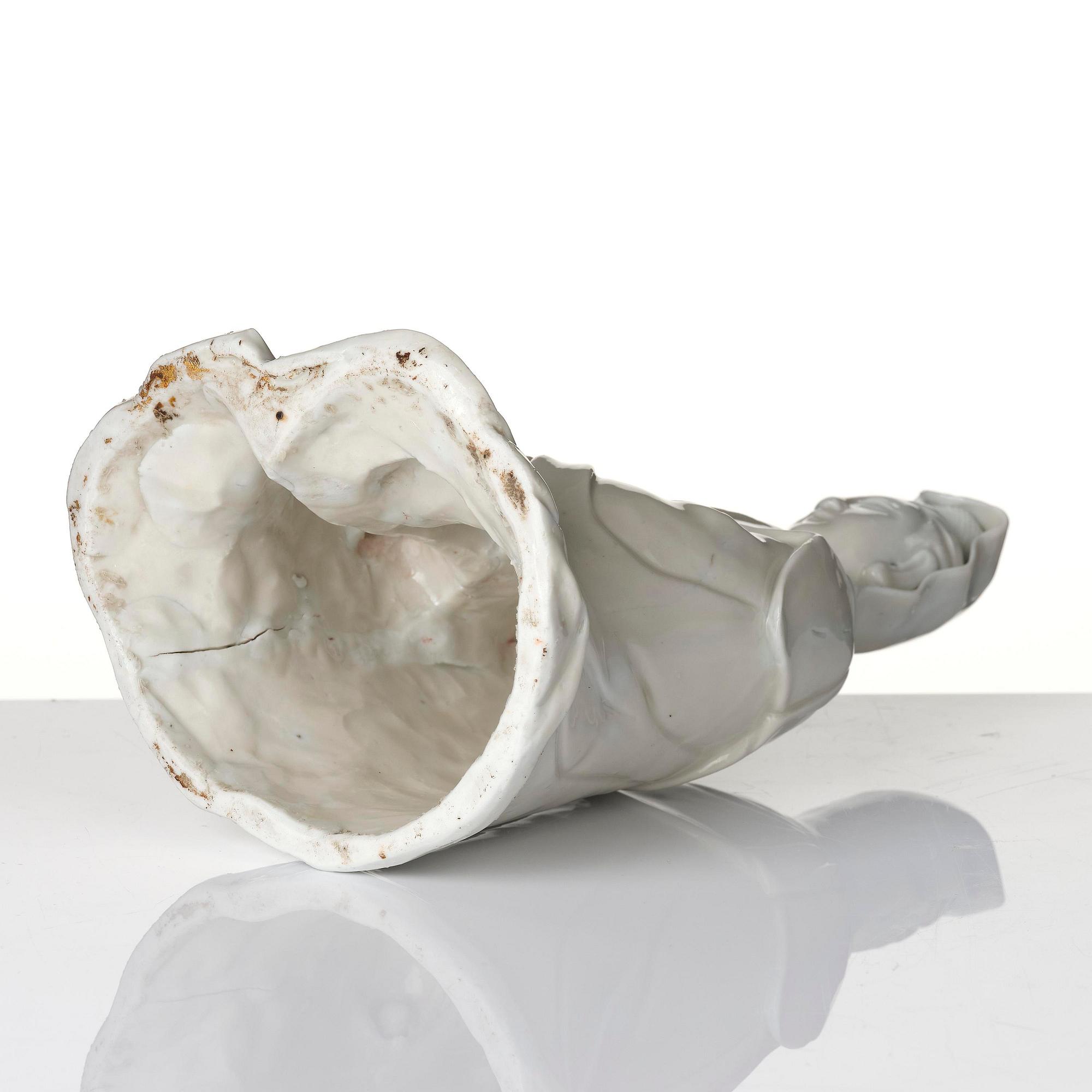 A blanc de chine figure of Guanyin, Qing dynasty, 18th century.