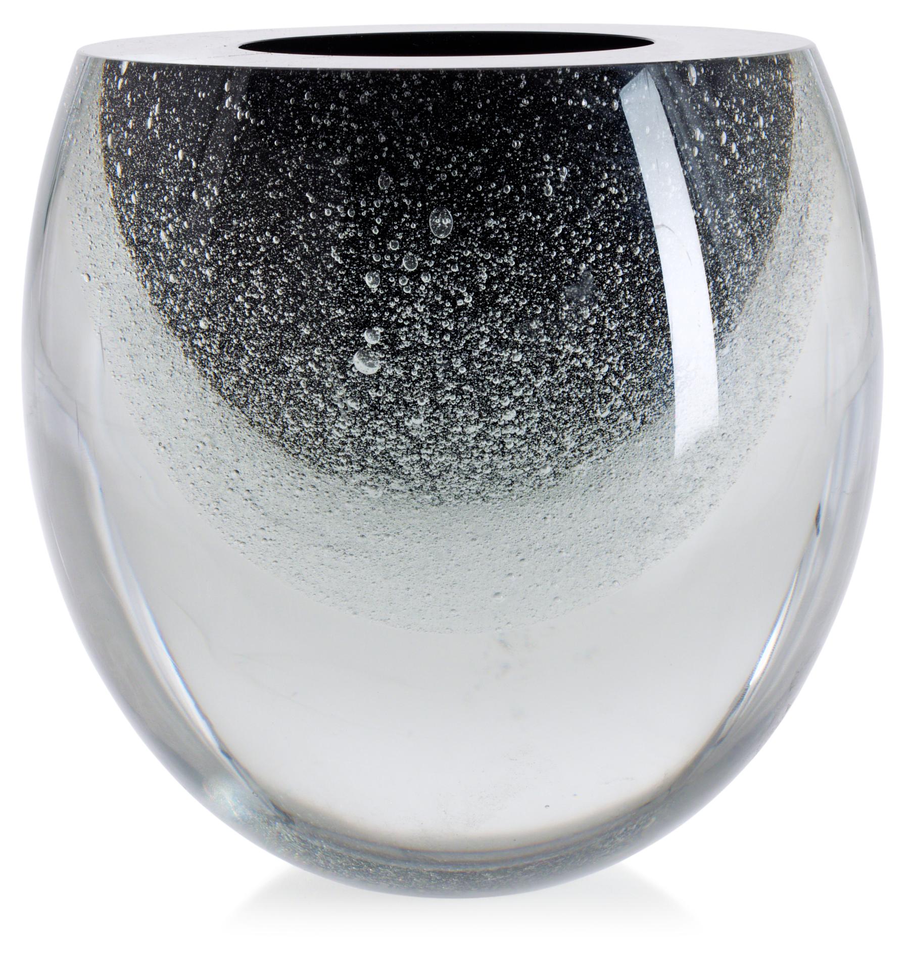 A Timo Sarpaneva 'Claritas' glass vase with blister effect, Iittala, Finland 1988.