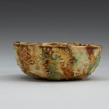SKÅL, keramik. Tang dynastin (618-907).