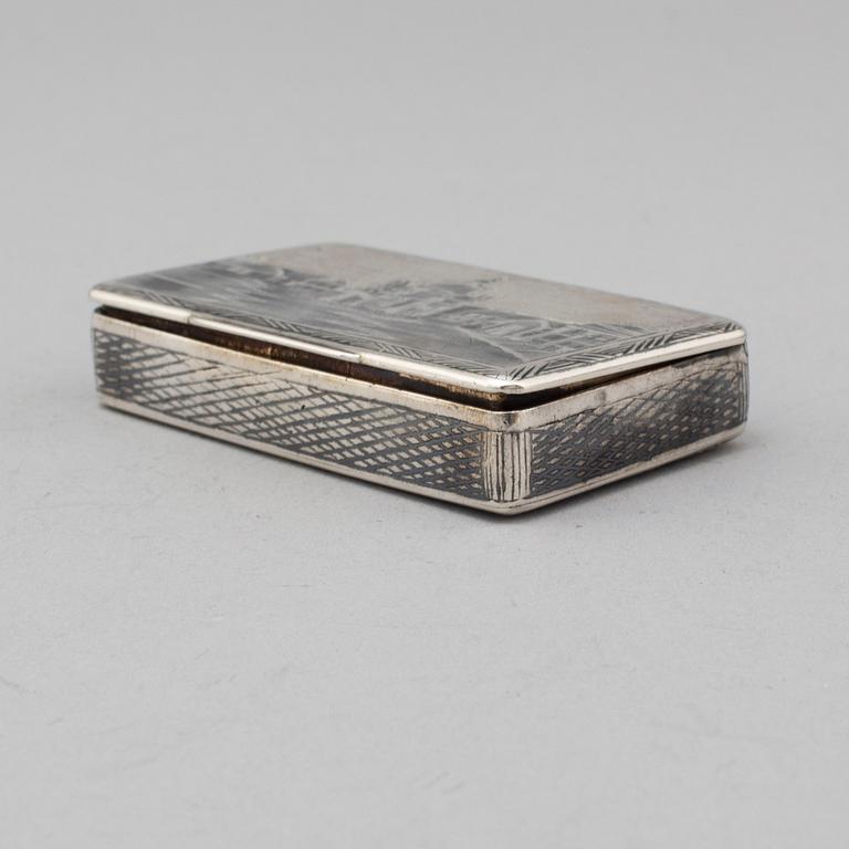 A Russian 19th century parcel-gilt silver and niello snuff box, mark possibly of Fyedor Maksomov, Moscow.