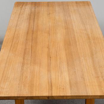 A pine dining table 'Asserbo' by Børge Mogensen, and bench, 1960s/1970s.