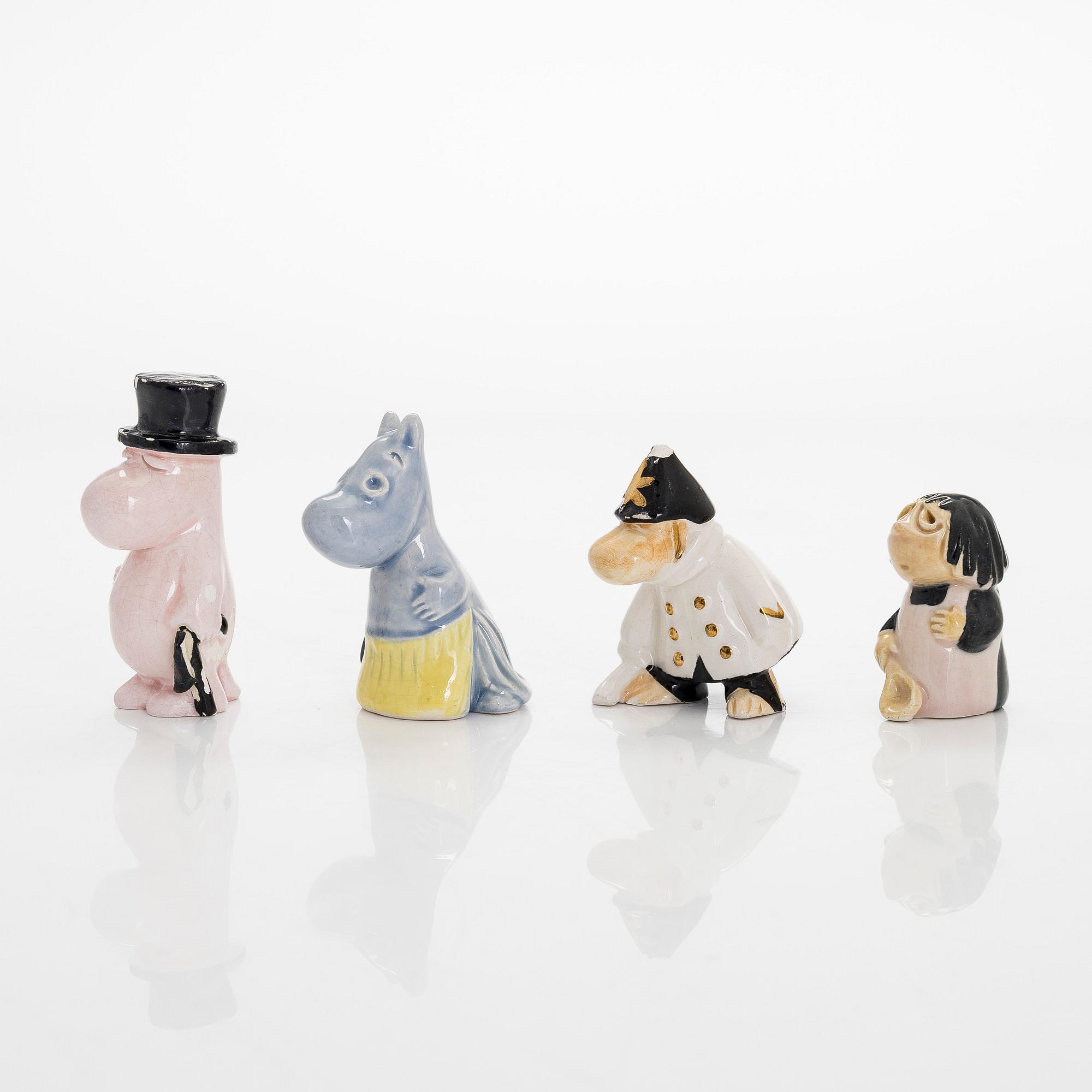 Leo Tykkyläinen, Muumi-figuriineja, 4 kpl, keramiikka, 1950-luku.
