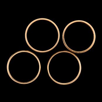 RINGAR, 4 st, 18 k guld. Vikt ca 20 gram.