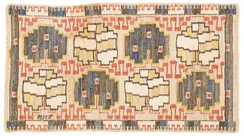 205. Märta Måås-Fjetterström, a textile, "Grodblad blå", flat weave, ca 76 x 41 cm, signed AB MMF.