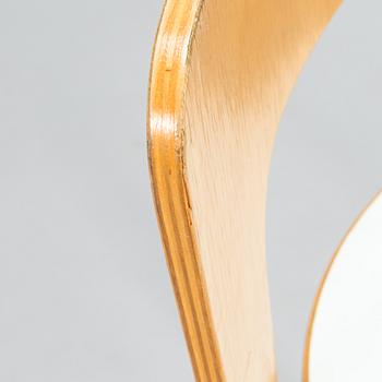 Alvar Aalto,  stolar, 5 st, modell 65, Artek 2000-tal.