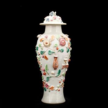 VAS med LOCK, kompaniporslin. Qing dynastin, Qianlong (1736-95).