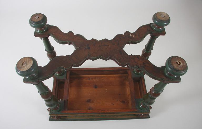 BORD, barock 1700-tal.