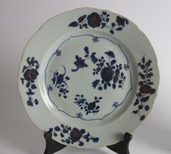 TALLRIKAR, ett par, porslin, Kina, 1700-tal.