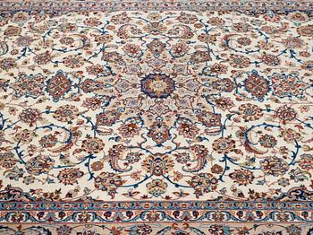 MATTA old Isfahan, märkt Davari, ca 318,5 x 206,5 cm.