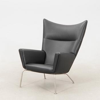 Hans J. Wegner, fåtölj, modell "CH445, Wing Chair", Carl Hansen & Søn, Danmark.