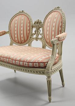SOFFA, Louis seize-stil, 1900 talets första hälft.