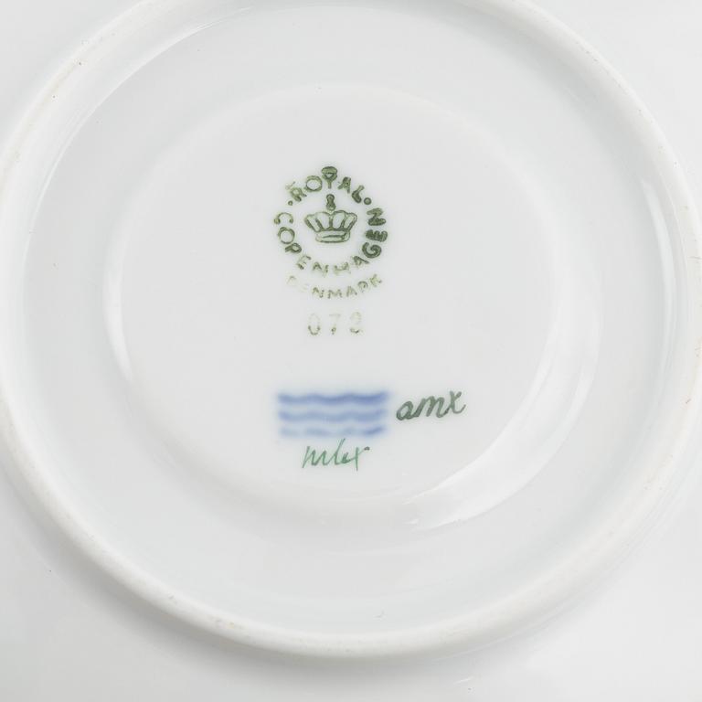 Kopp med fat, "Flora Danica", Royal Copenhagen, Danmark, 1992-99.