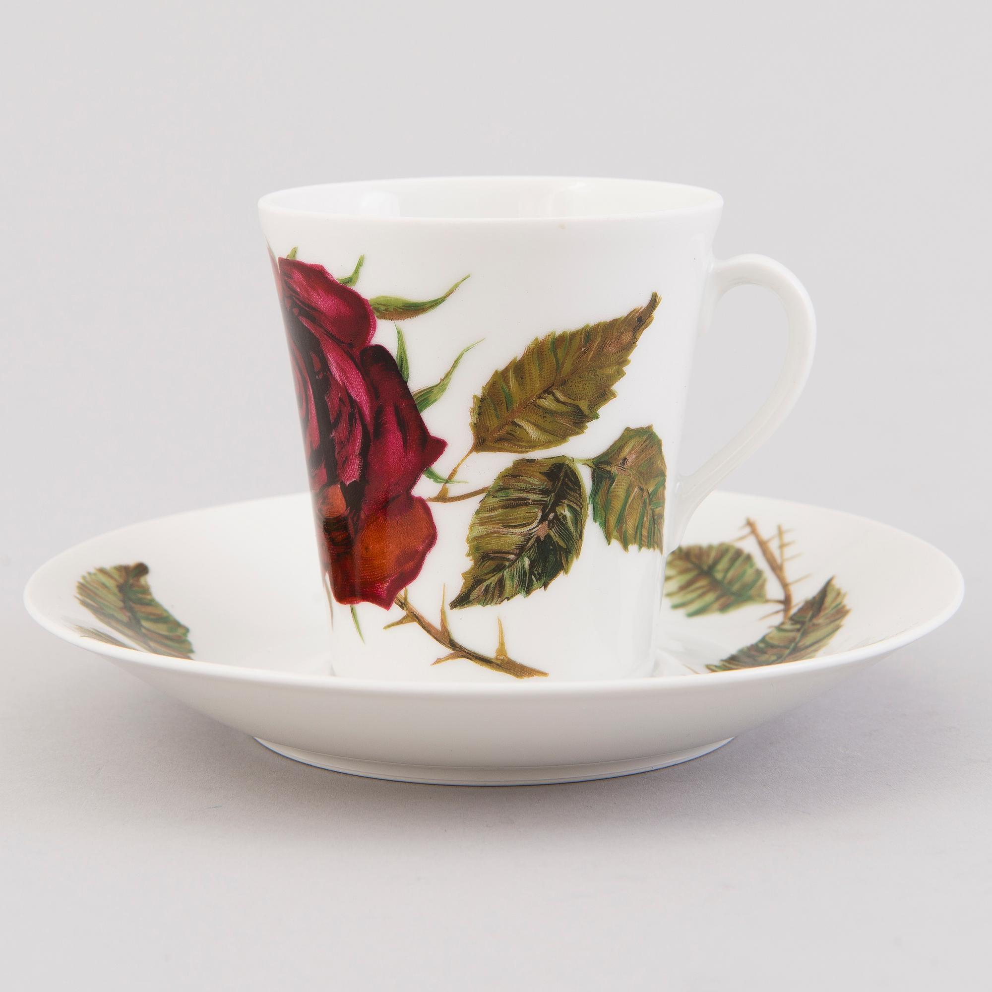 A 22(+1)-piece porcelain coffee set,  "Ruusu" (Rose), Anneli Qveflander & Ulla Procopé. In produktion 1957-1969.