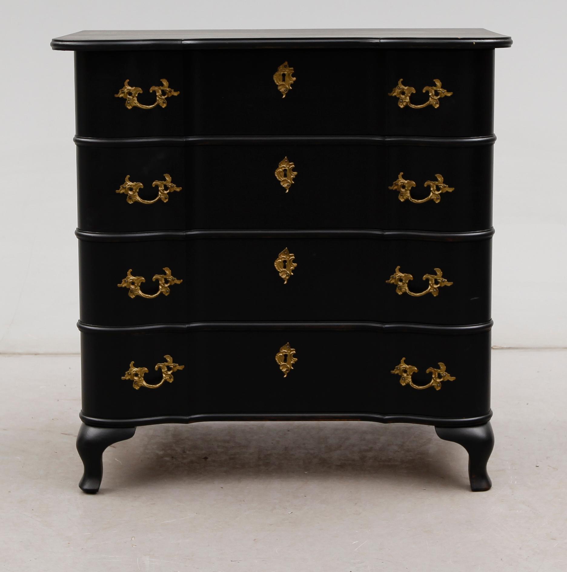BYRÅ, barockstil, 1900-talets mitt.
