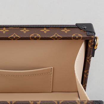 Louis Vuitton, a monogram canvas 'Petite Malle Trunk Messenger Bag', 2018.
